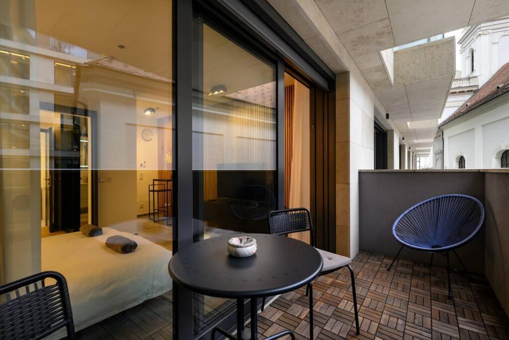 2Budapest Eye-Freegym And Sauna Luxury Home ภายนอก รูปภาพ