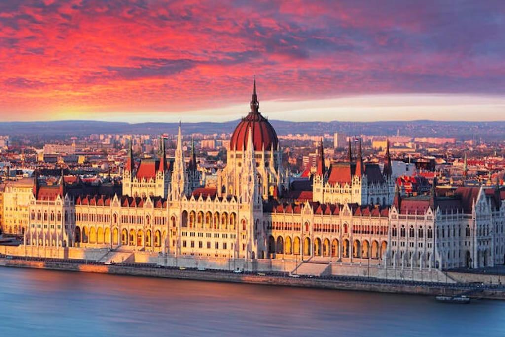 2Budapest Eye-Freegym And Sauna Luxury Home ภายนอก รูปภาพ
